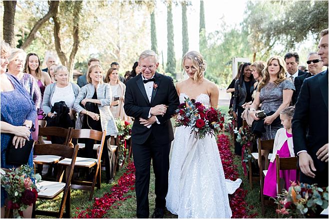 cali wedding, california wedding, bride and groom, wedding inspiration, california venue, wedding gown