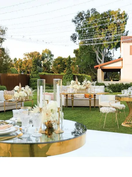  The winning couple, Kellie & Tyler wed at The Riviera Country Club featuring a theater-style f loor plan combining the ceremony and reception created by BreLuxe Beauty and Shawna Yamamoto Event Design.